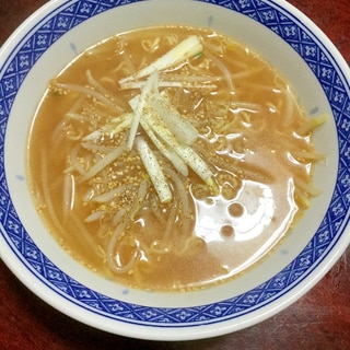 煮干し＆昆布出汁で味噌ラーメン。